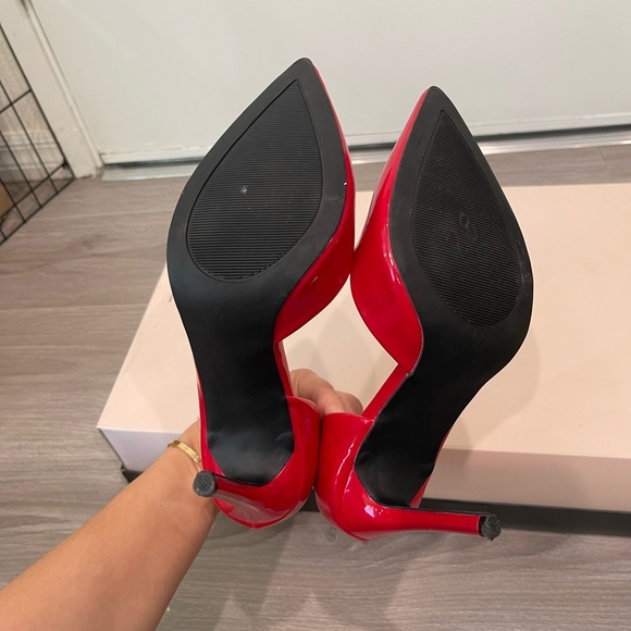 Steve Madden Red Patent Leather Pumps size 8.5 - Picture 5 of 6